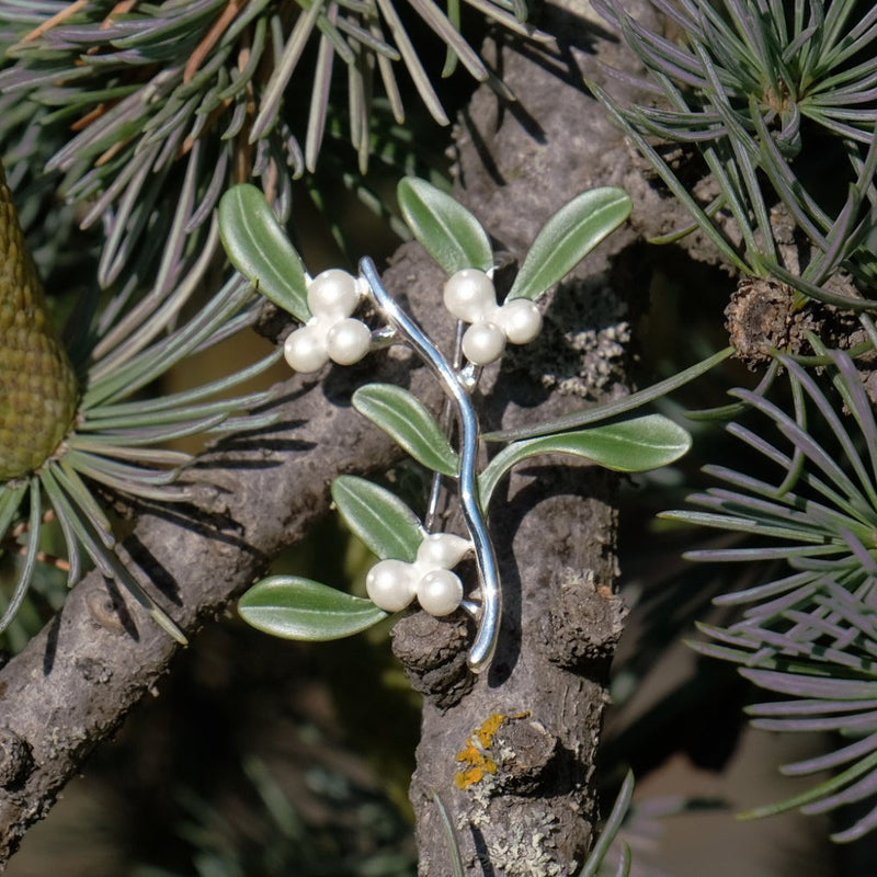 Mistletoe Christmas Brooch