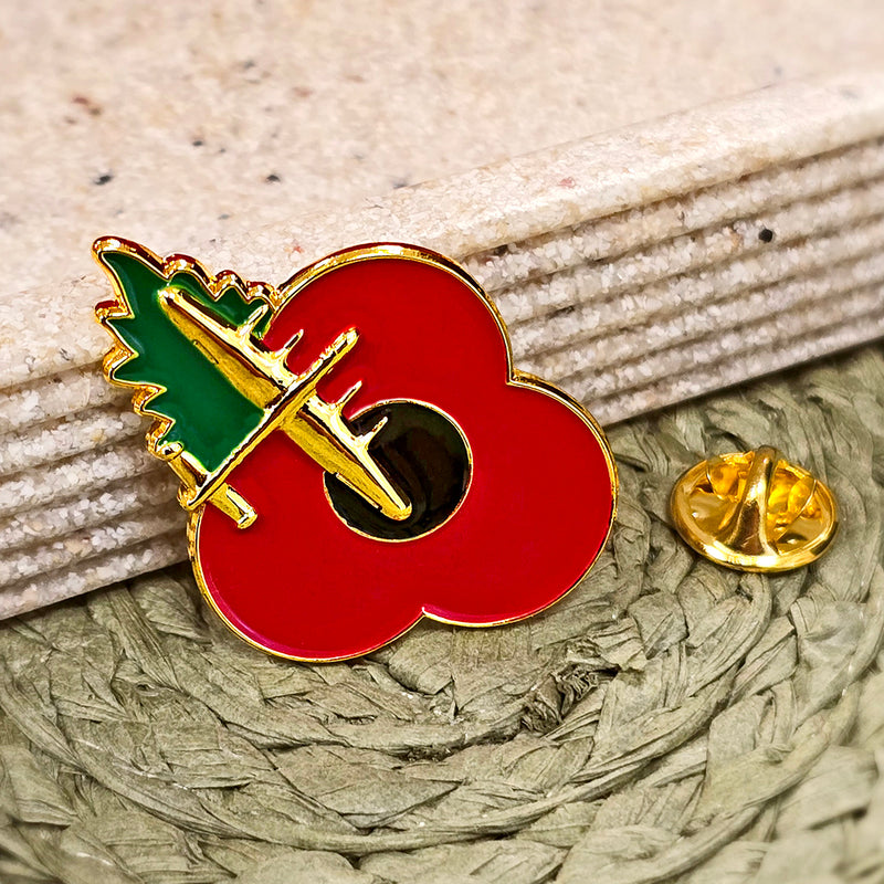 Lancaster Poppy Pin Leaf 3cm