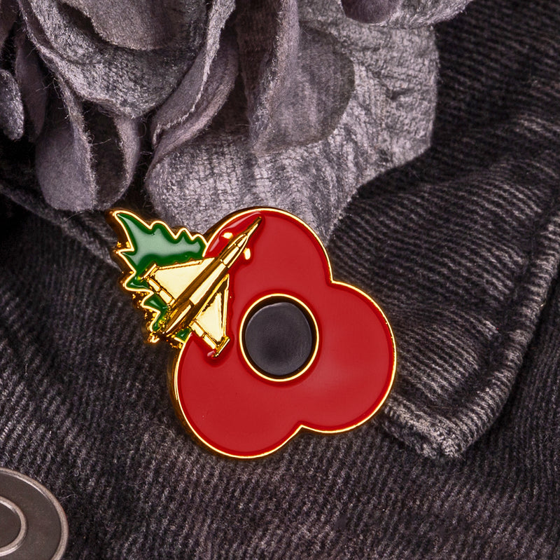 Typhoon Poppy Pin Leaf 3cm