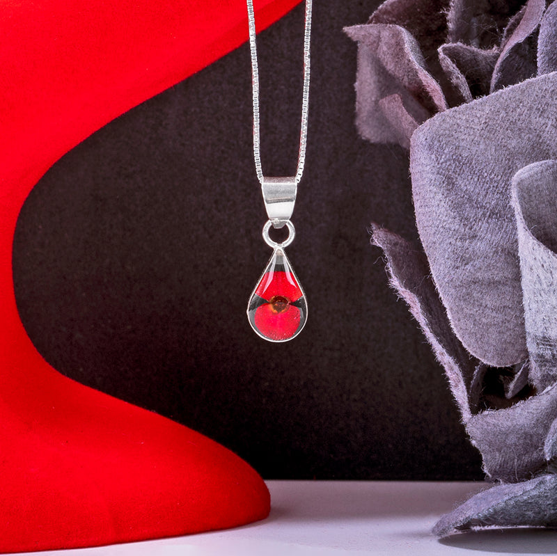 Poppy Necklace