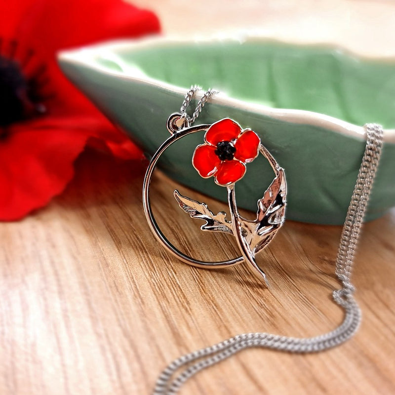 Poppy Necklace