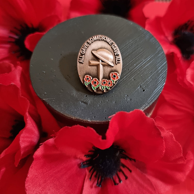 Poppy Pin