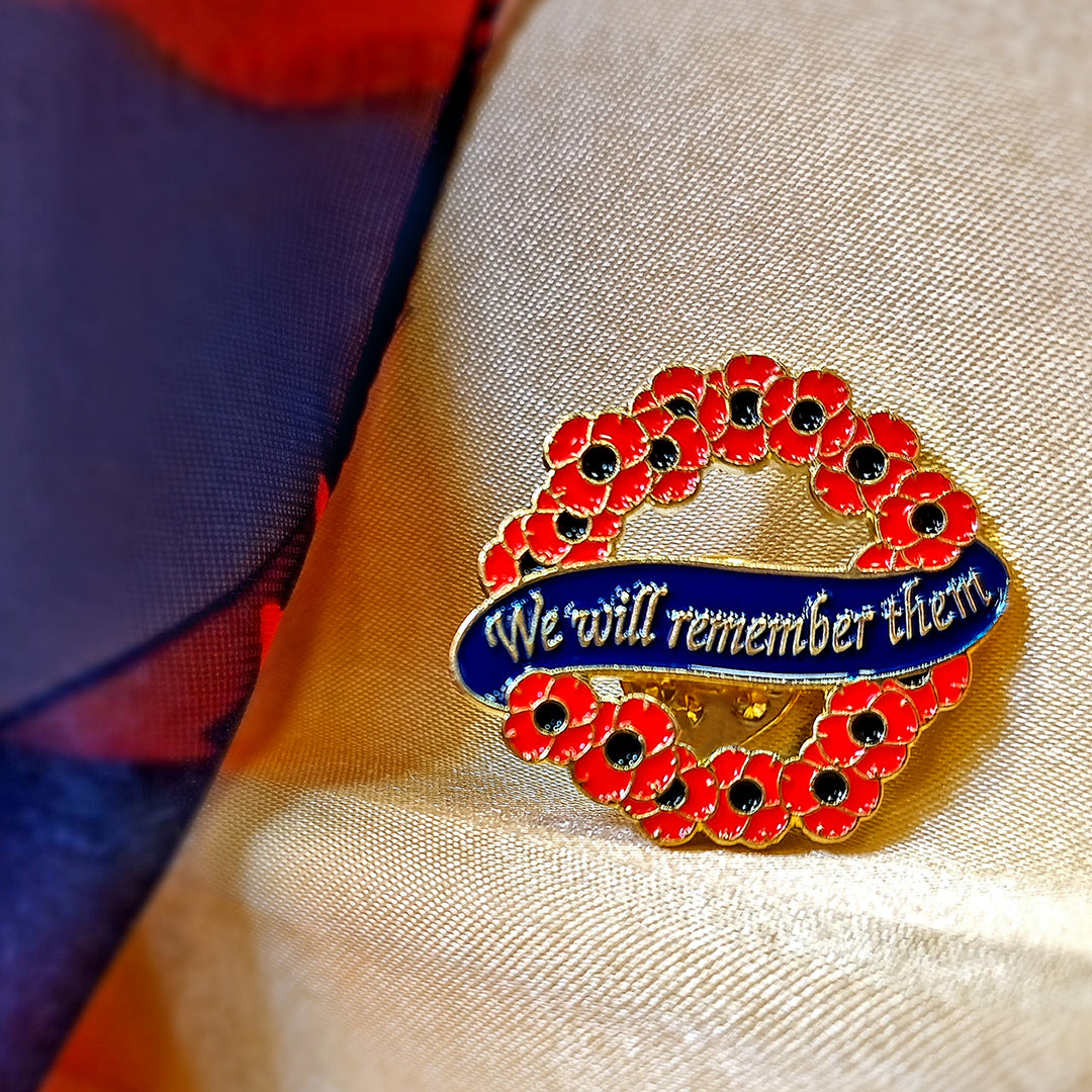 Poppy Wreath Lapel Pin Badge - RAFATRAD