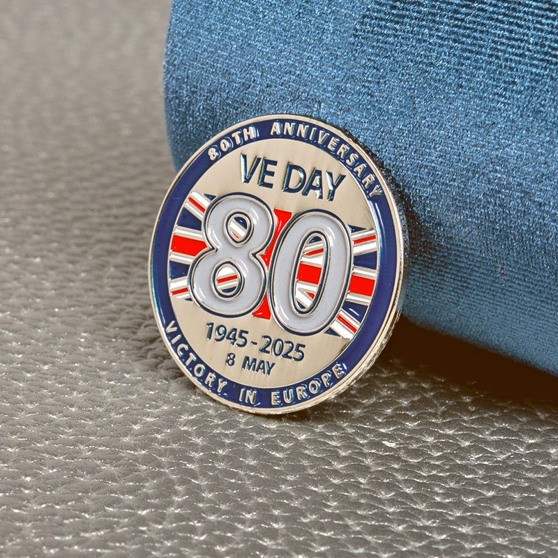 VE Day 80 Pin Badge (Circle)