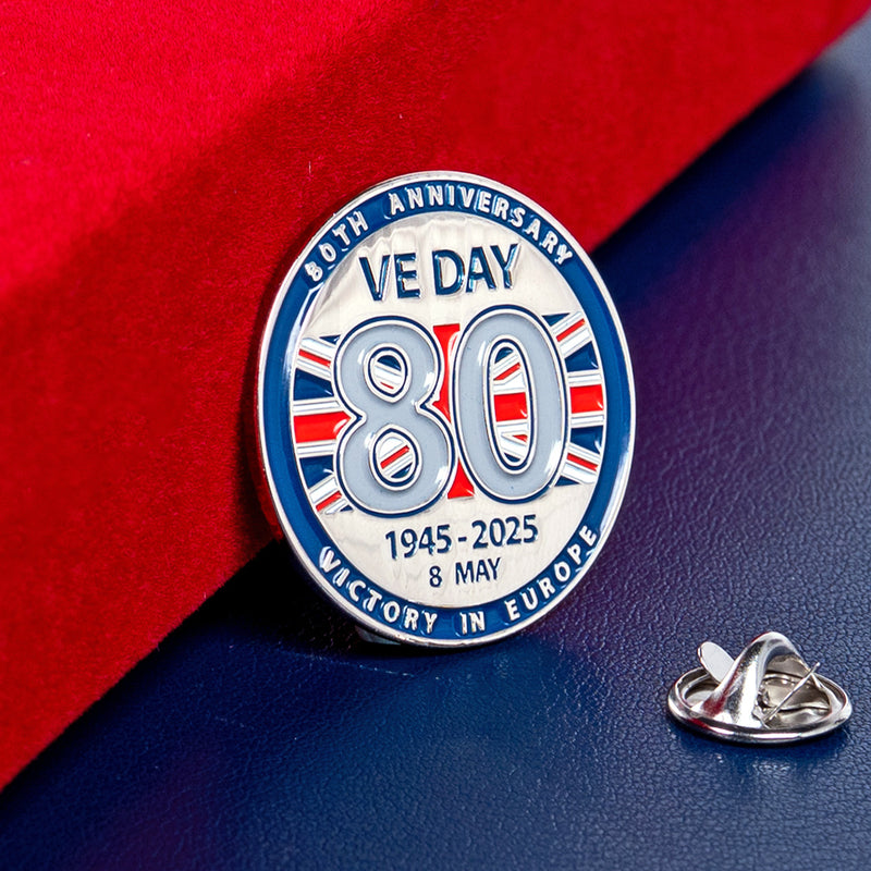 VE Day 80 Pin Badge (Circle)