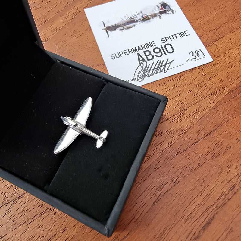 Supermarine Spitfire Mk Vb AB910 Lapel Pin - RAFATRAD